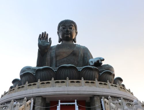 Patung Tian Tan Buddha, Wisata Religi di Hong Kong